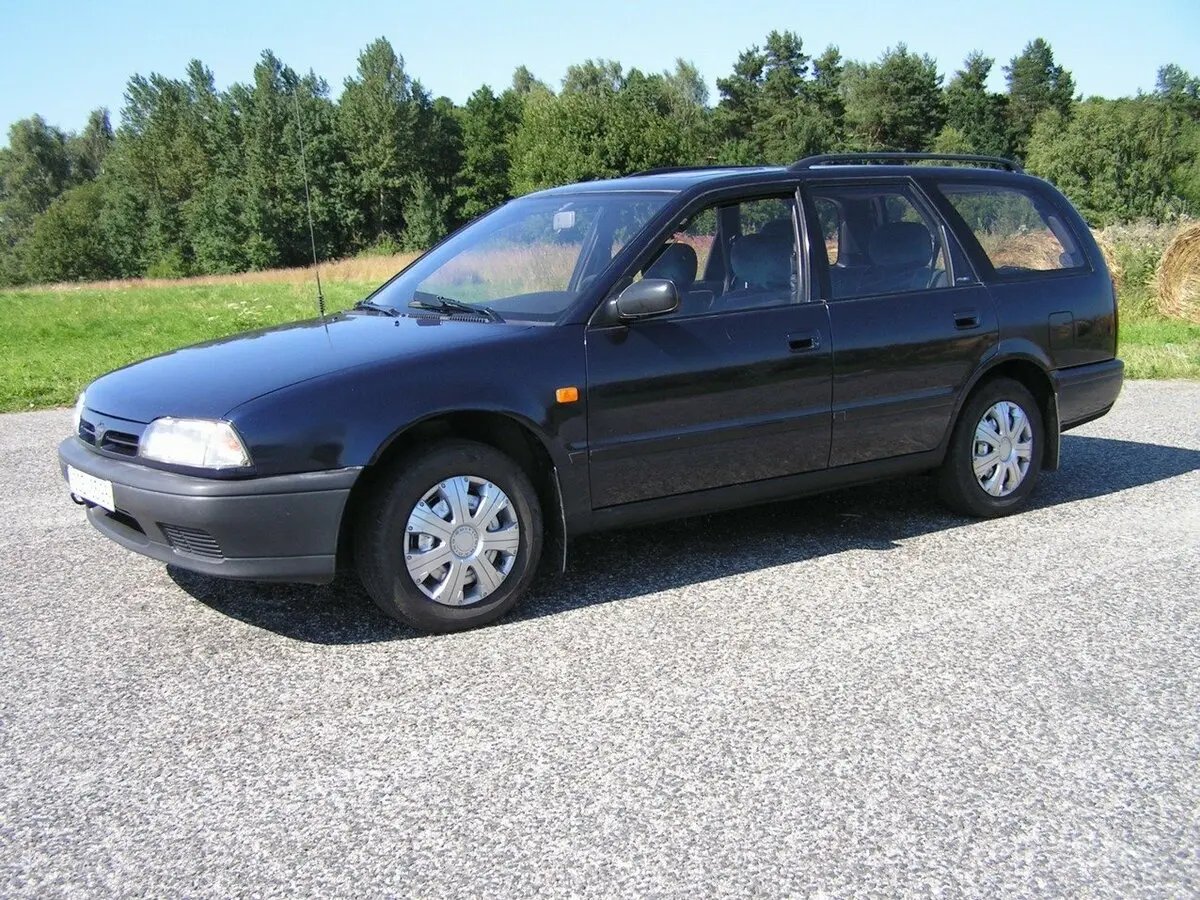 Nissan Primera I (P10) Универсал 5 дв.