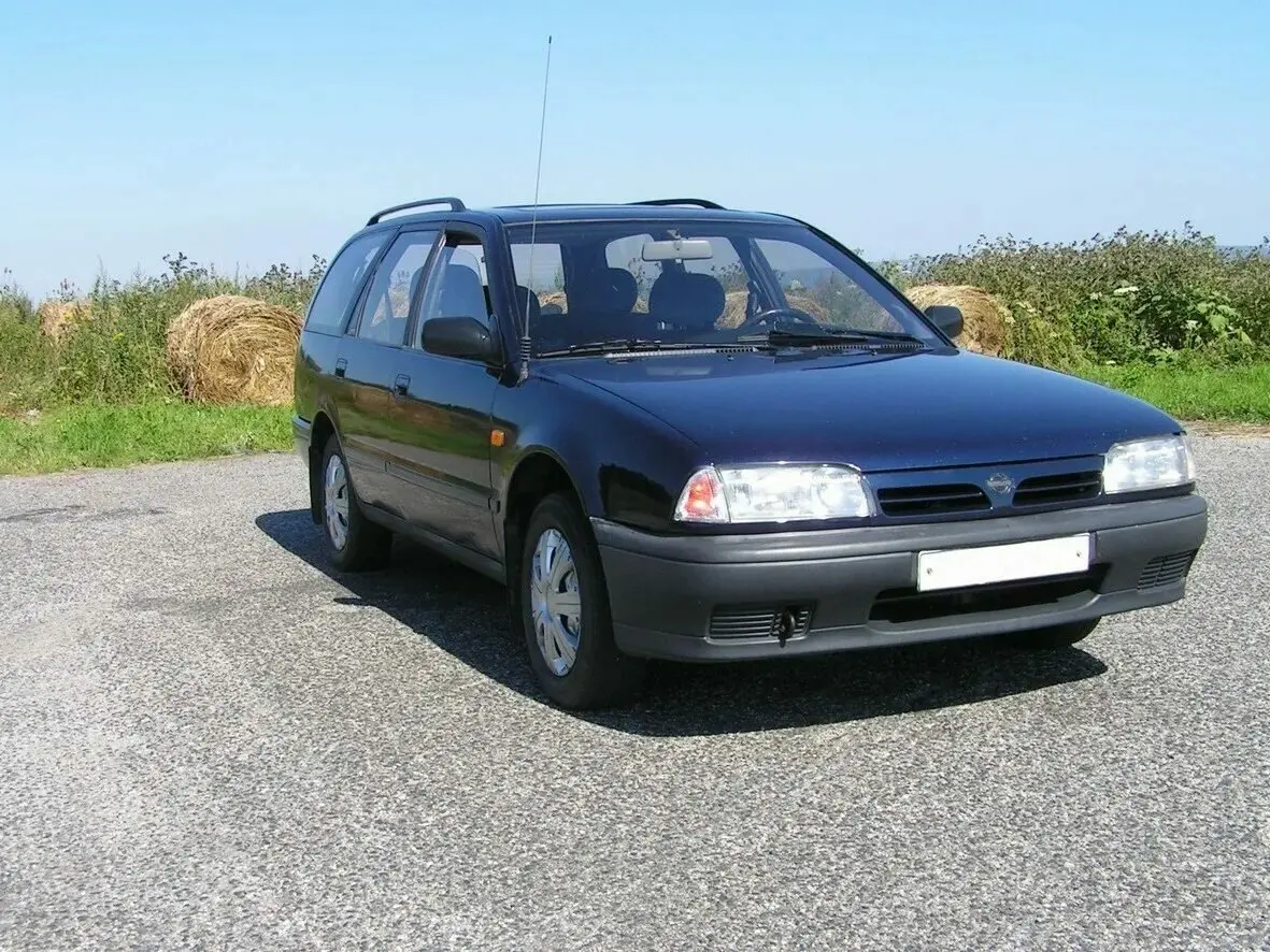 Nissan Primera I (P10) Универсал 5 дв. — фото 2