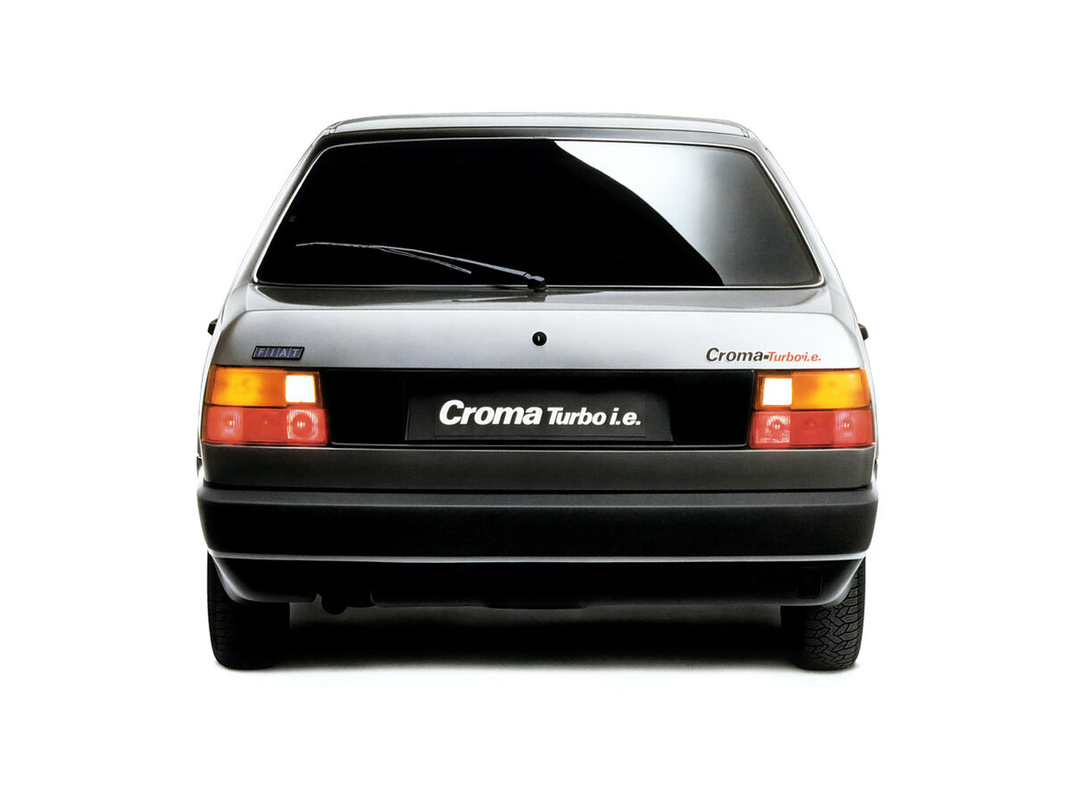 Fiat Croma I Лифтбек — фото 5