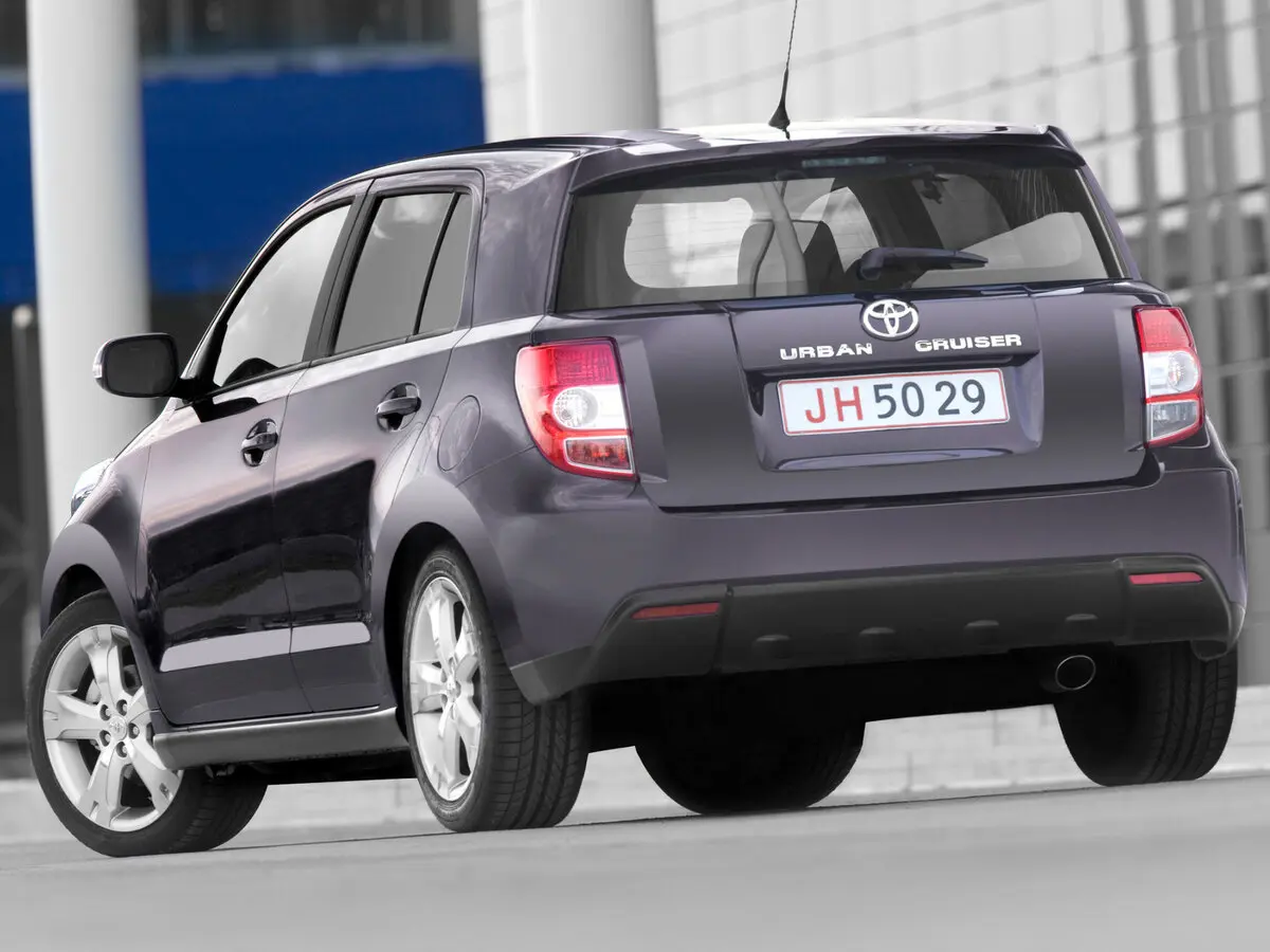 Toyota Urban Cruiser I Хэтчбек 5 дв. — фото 4