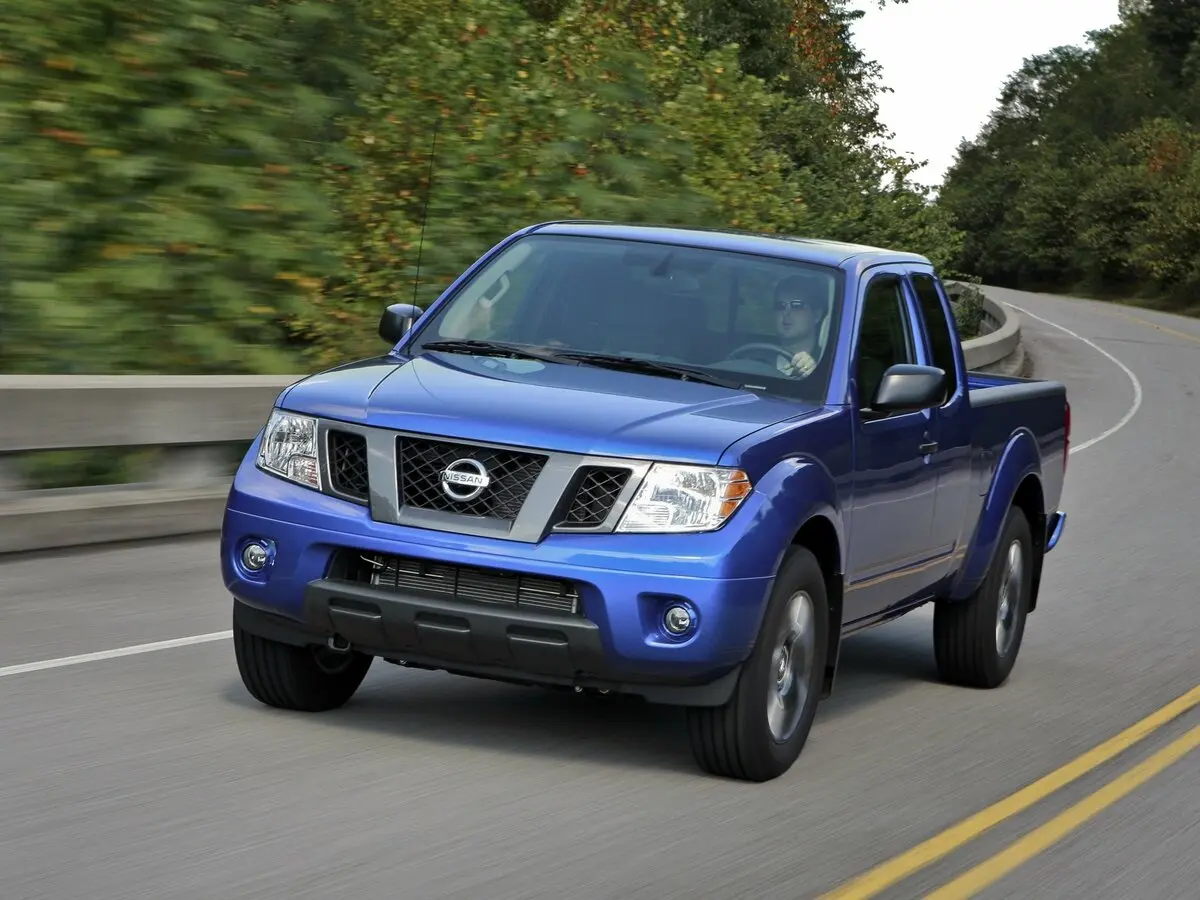 Nissan Navara (Frontier) III (D40) Рестайлинг Пикап Полуторная кабина
