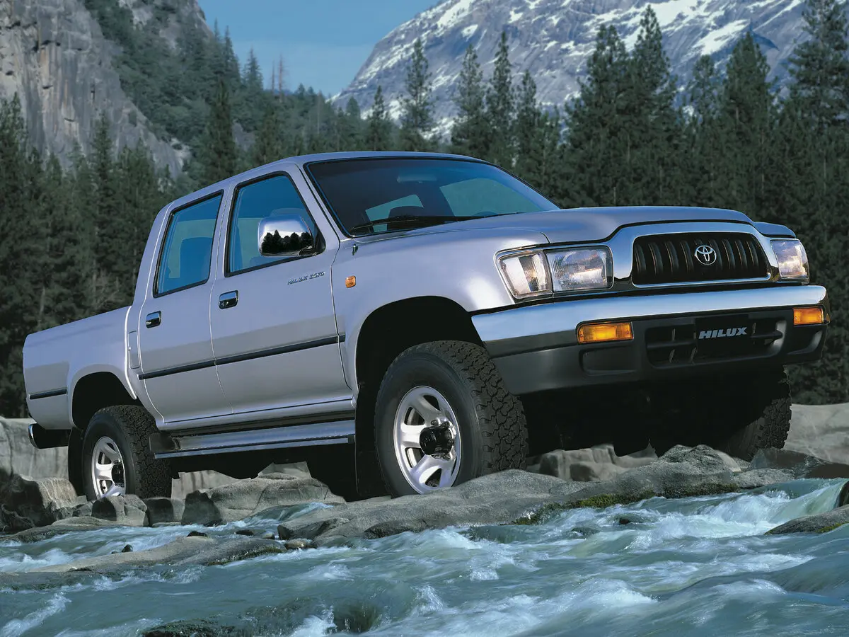 Toyota Hilux VI Рестайлинг Пикап Двойная кабина Double Cab