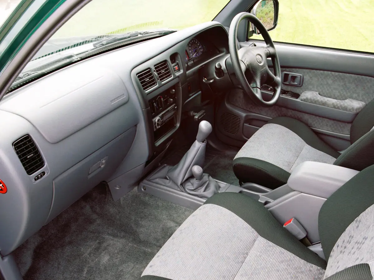 Toyota Hilux VI Рестайлинг Пикап Двойная кабина Double Cab — сүрөт 6
