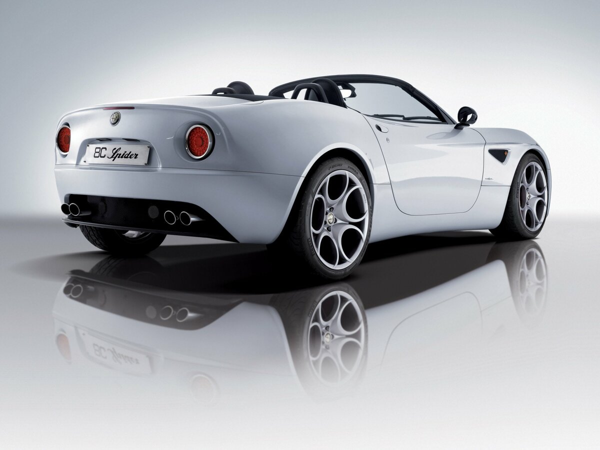 Alfa Romeo 8C Competizione 2007 – 2010 Родстер