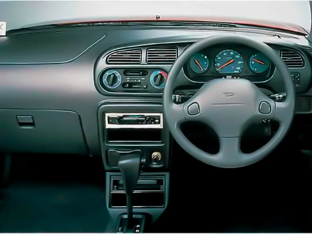 Daihatsu Mira V Хэтчбек 3 дв. — сүрөт 3