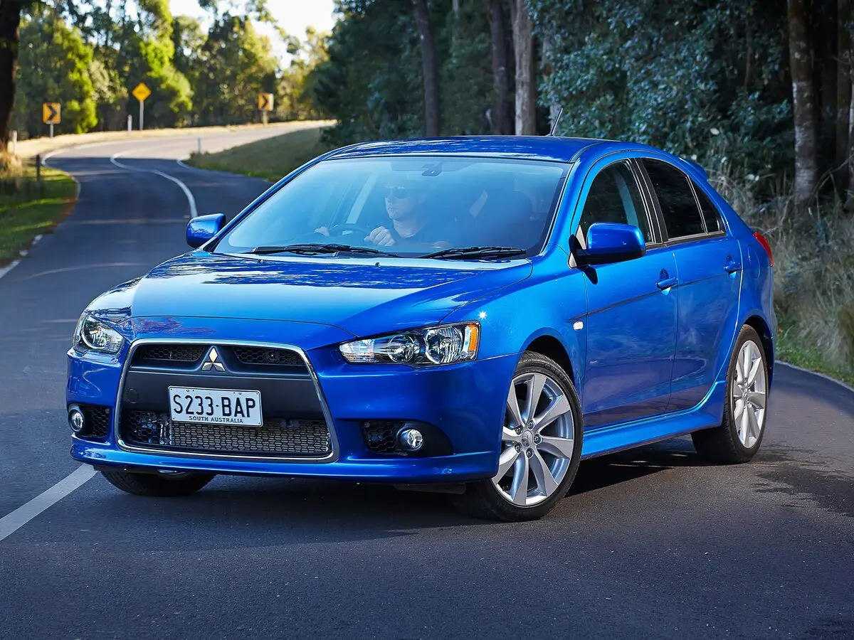 Mitsubishi Lancer X Рестайлинг Хэтчбек 5 дв.
