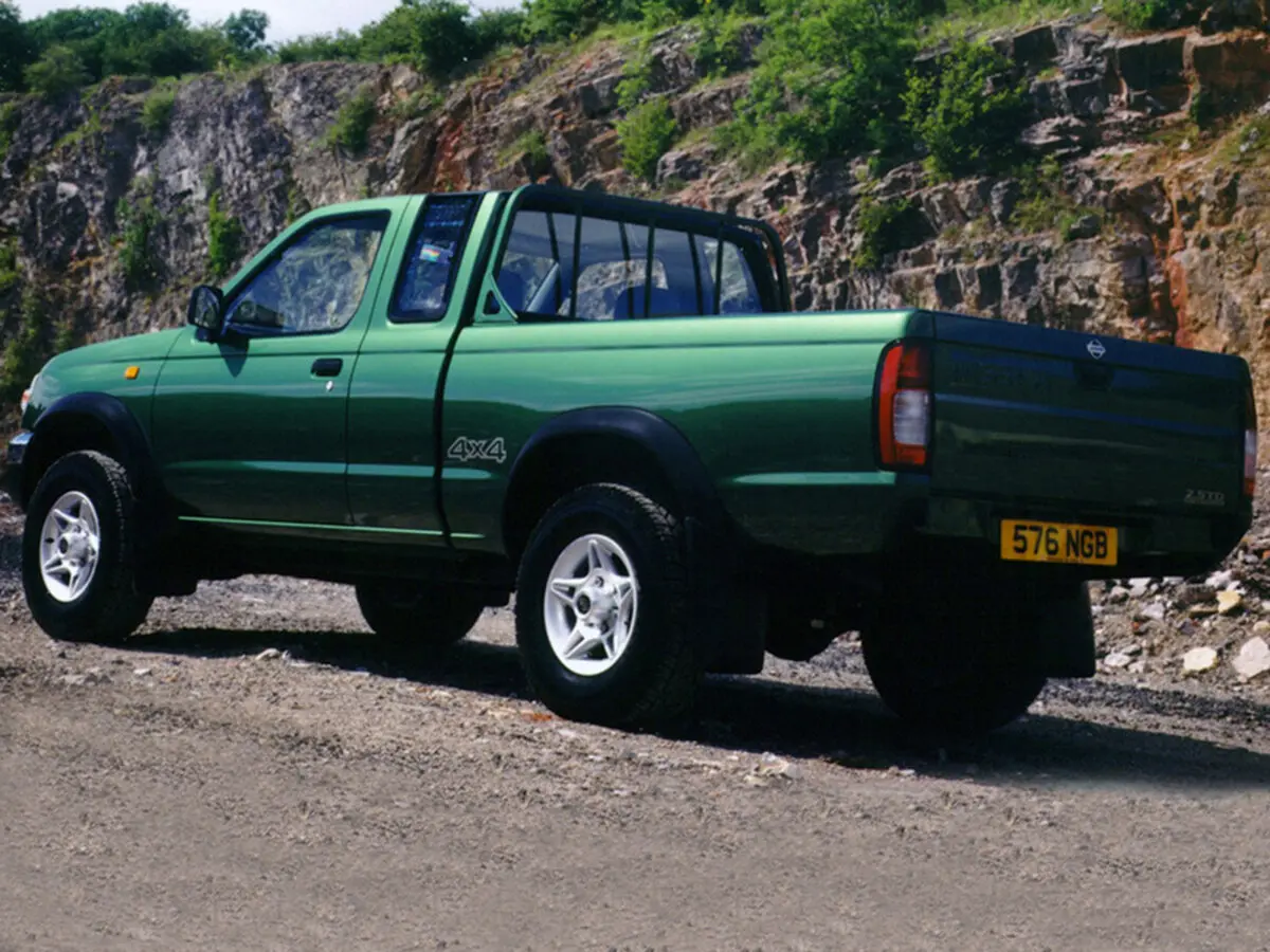 Nissan Navara (Frontier) II (D22) Пикап Полуторная кабина — 照片 4