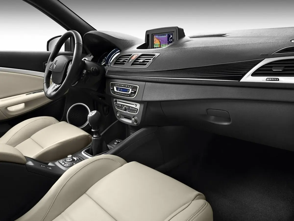 Renault Megane III Кабриолет — сүрөт 6