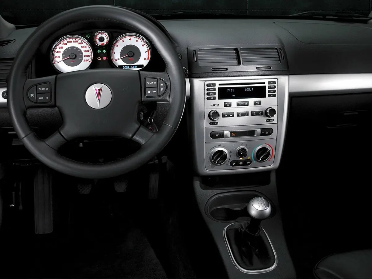 Pontiac G5 2004 – 2010 Седан — 照片 3
