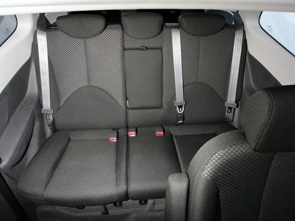 Hyundai Verna II Хэтчбек 3 дв. — сүрөт 5