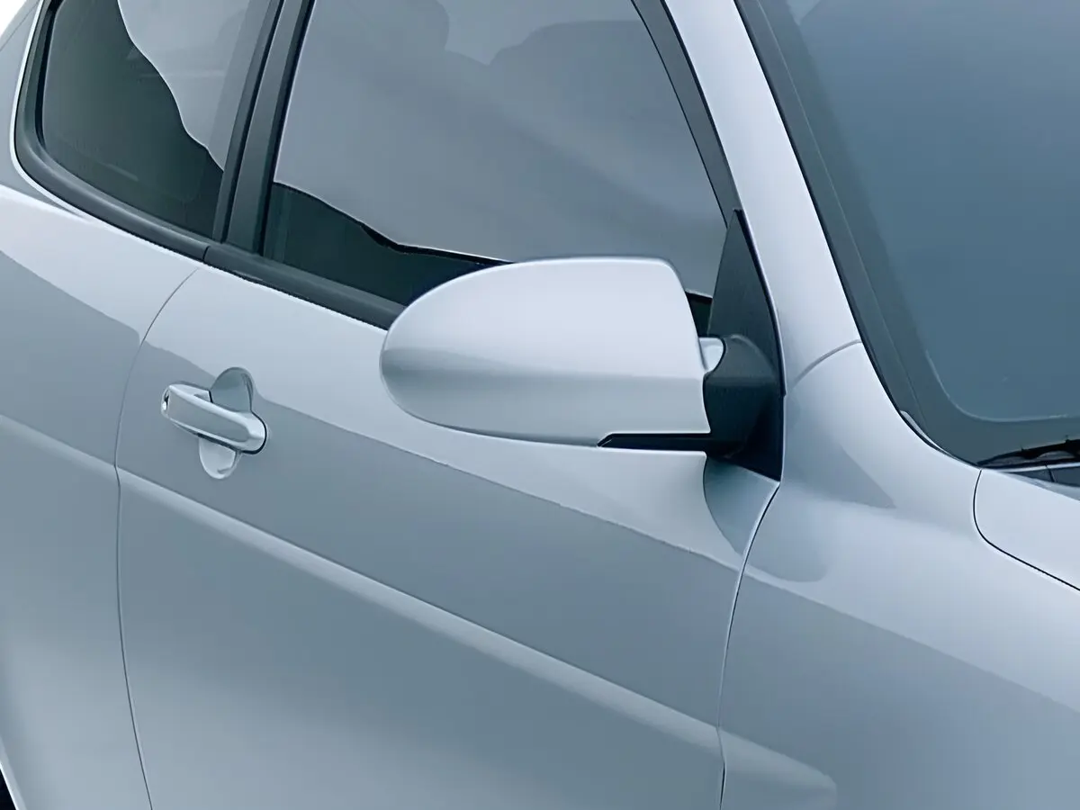 Hyundai Verna II Хэтчбек 3 дв. — сүрөт 7