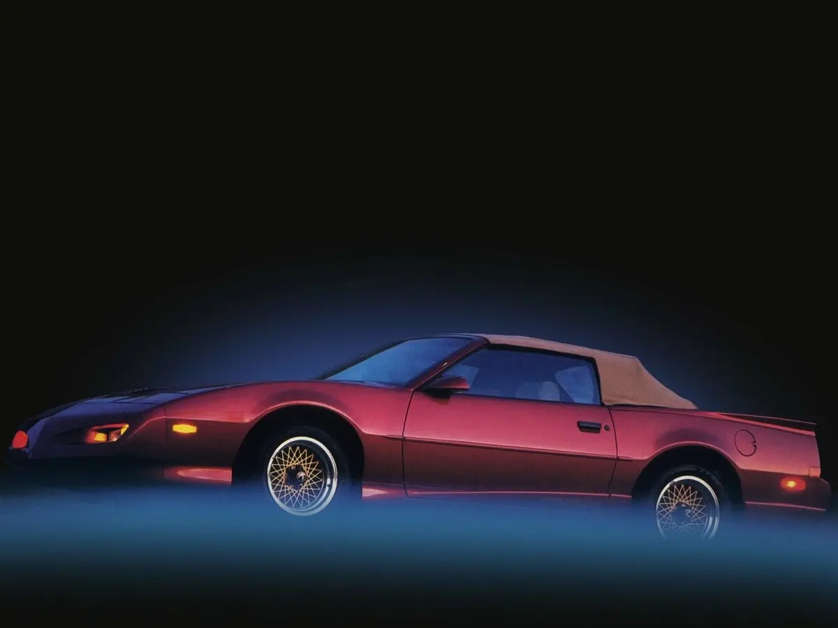 Pontiac Firebird III Кабриолет — сүрөт 2