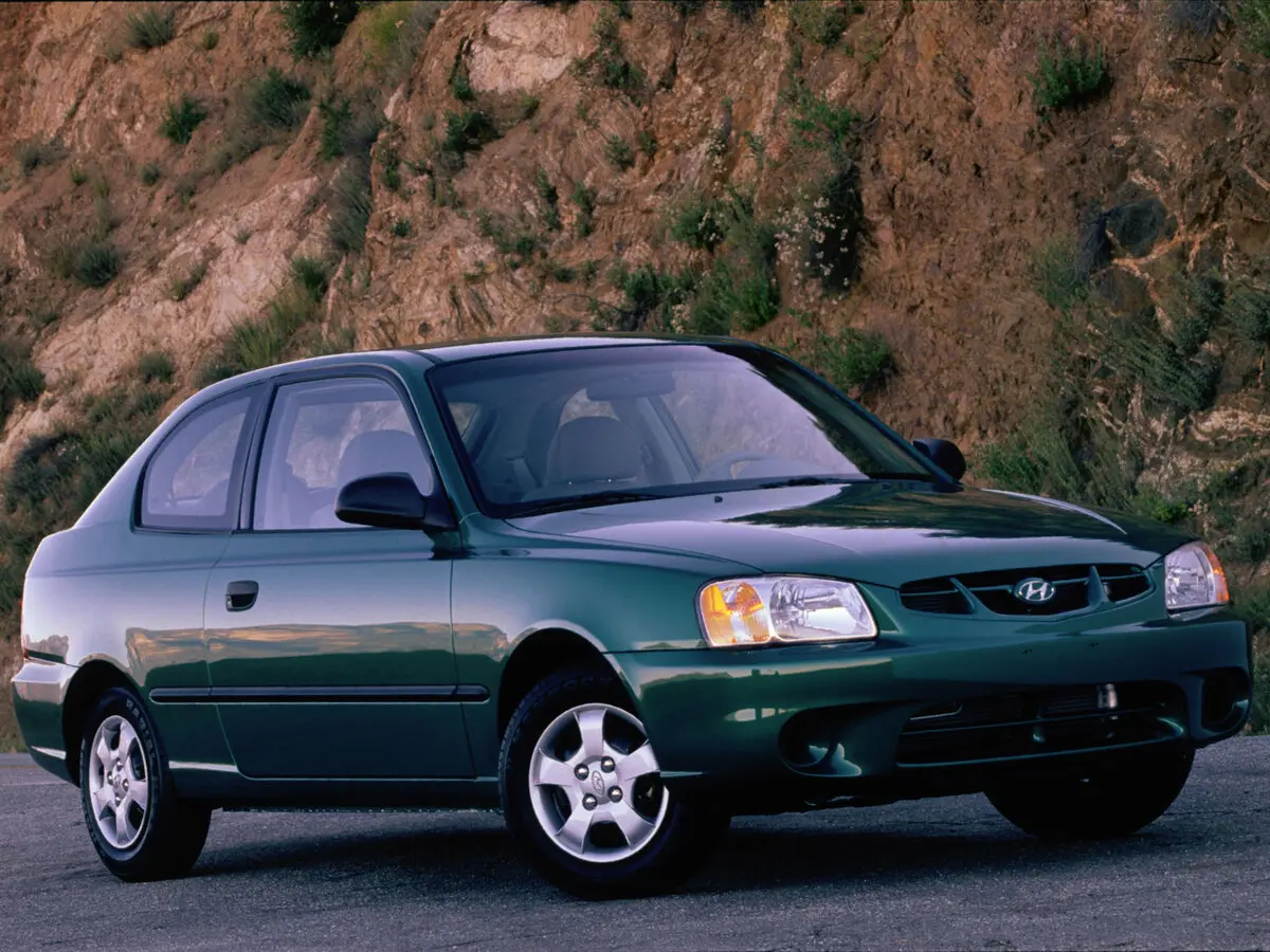 Hyundai Accent II Хэтчбек 3 дв.