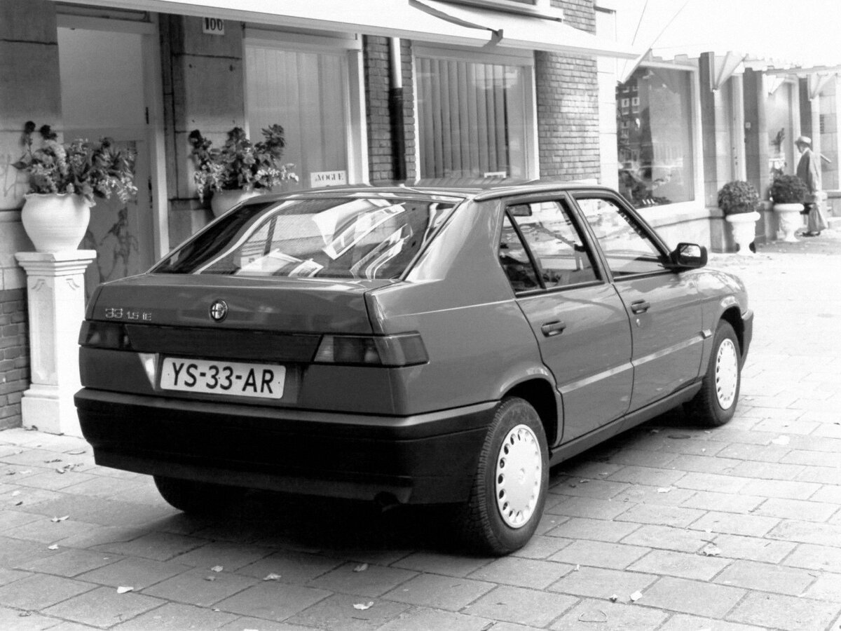Alfa Romeo 33 II Хэтчбек 5 дв.