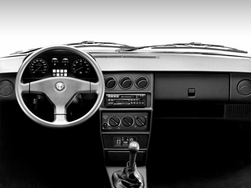 Alfa Romeo 33 II Хэтчбек 5 дв.