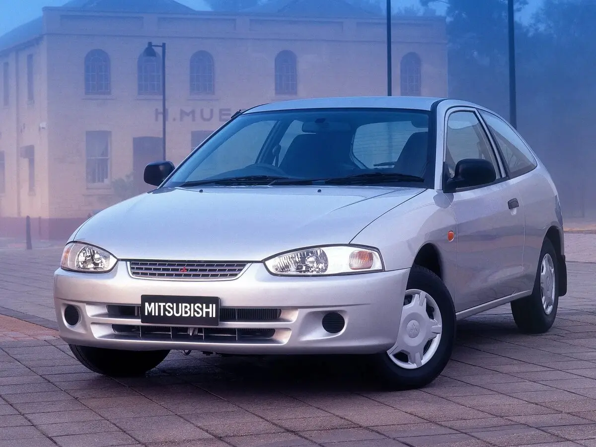 Mitsubishi Mirage V Хэтчбек 3 дв.