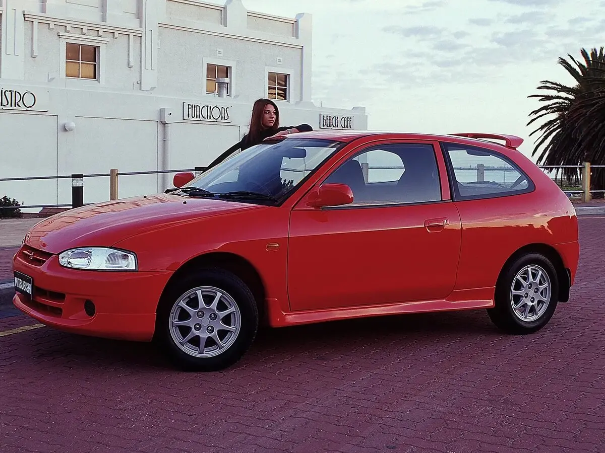 Mitsubishi Mirage V Хэтчбек 3 дв. — сүрөт 2