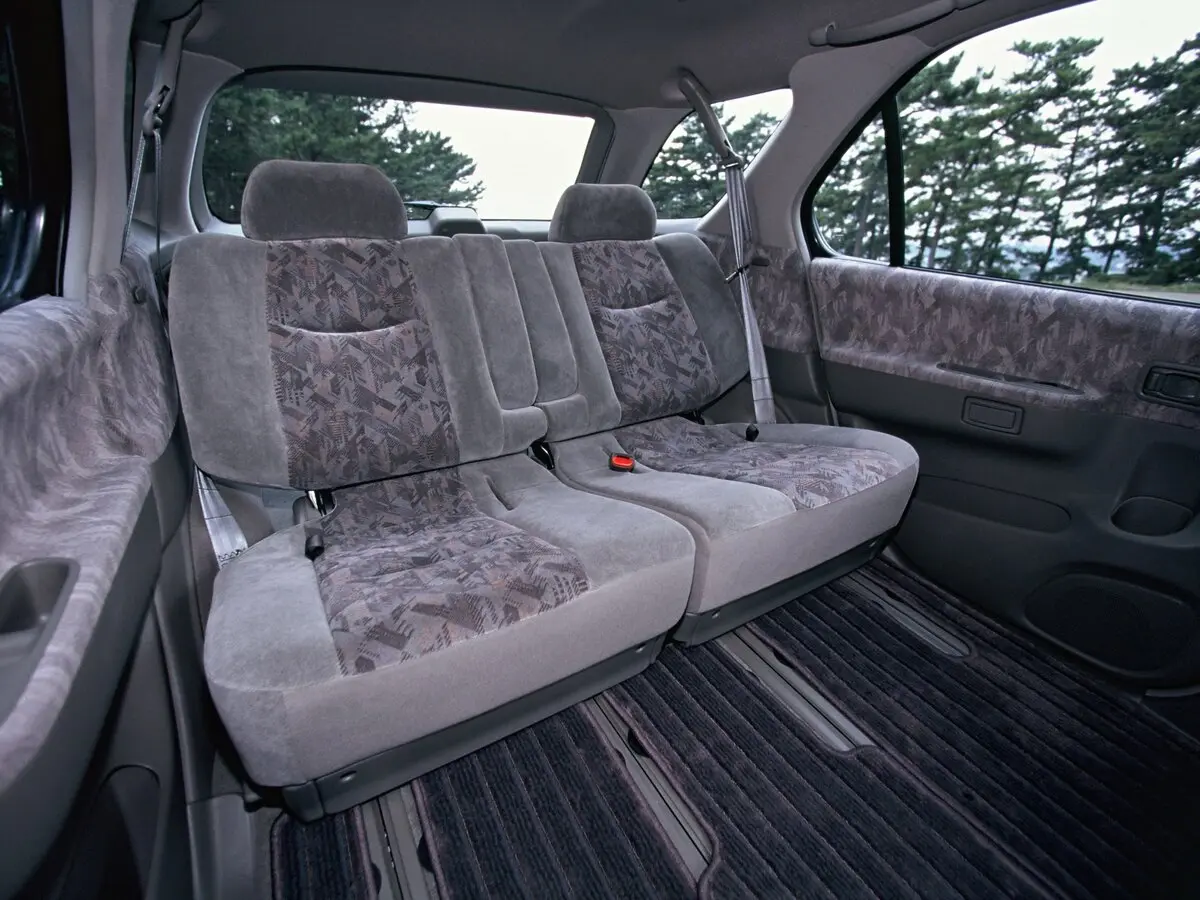 Nissan R'nessa 1997 – 2001 Универсал 5 дв. — сүрөт 5