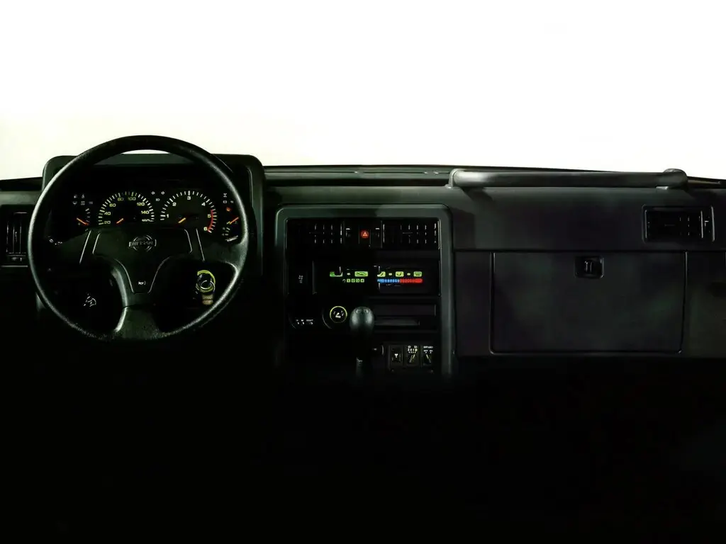 Nissan Patrol IV (Y60) Внедорожник 3 дв. — сүрөт 6