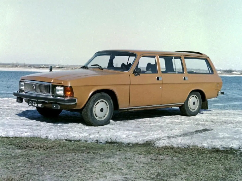 ГАЗ 3102 «Волга» 1982 – 2009 Универсал 5 дв.
