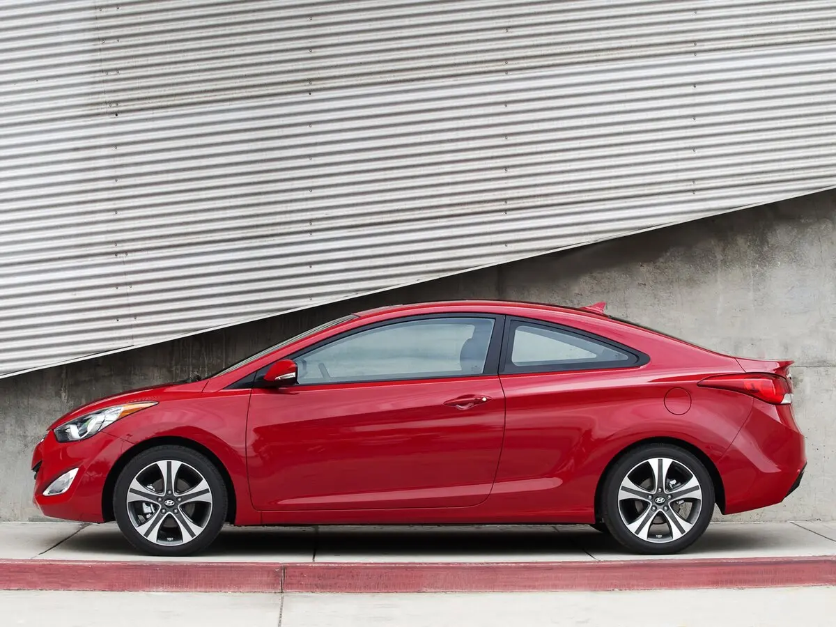Hyundai Elantra V (MD) Купе — сүрөт 2