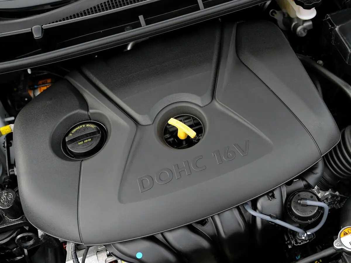 Hyundai Elantra V (MD) Купе — сүрөт 14