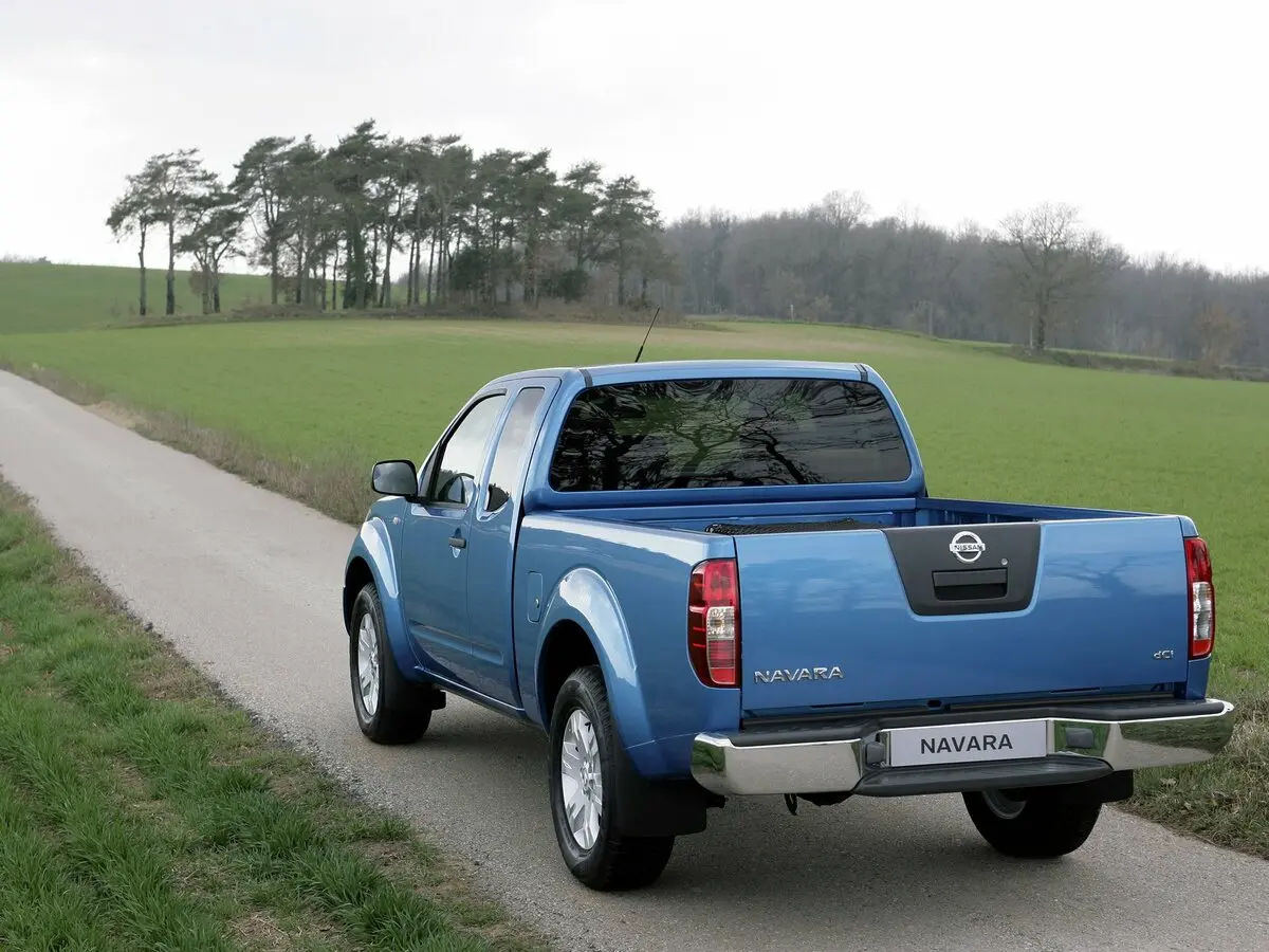 Nissan Navara (Frontier) III (D40) Пикап Полуторная кабина — photo 4
