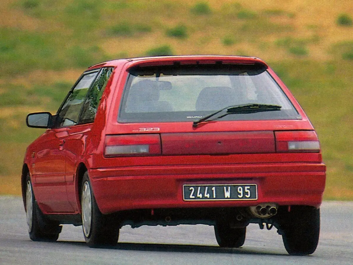 Mazda 323 IV (BG) Хэтчбек 3 дв. — фото 4