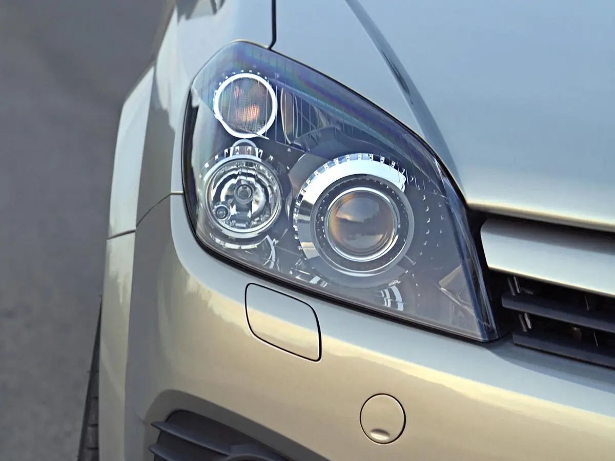 Opel Astra H Хэтчбек 3 дв. GTC — фото 8
