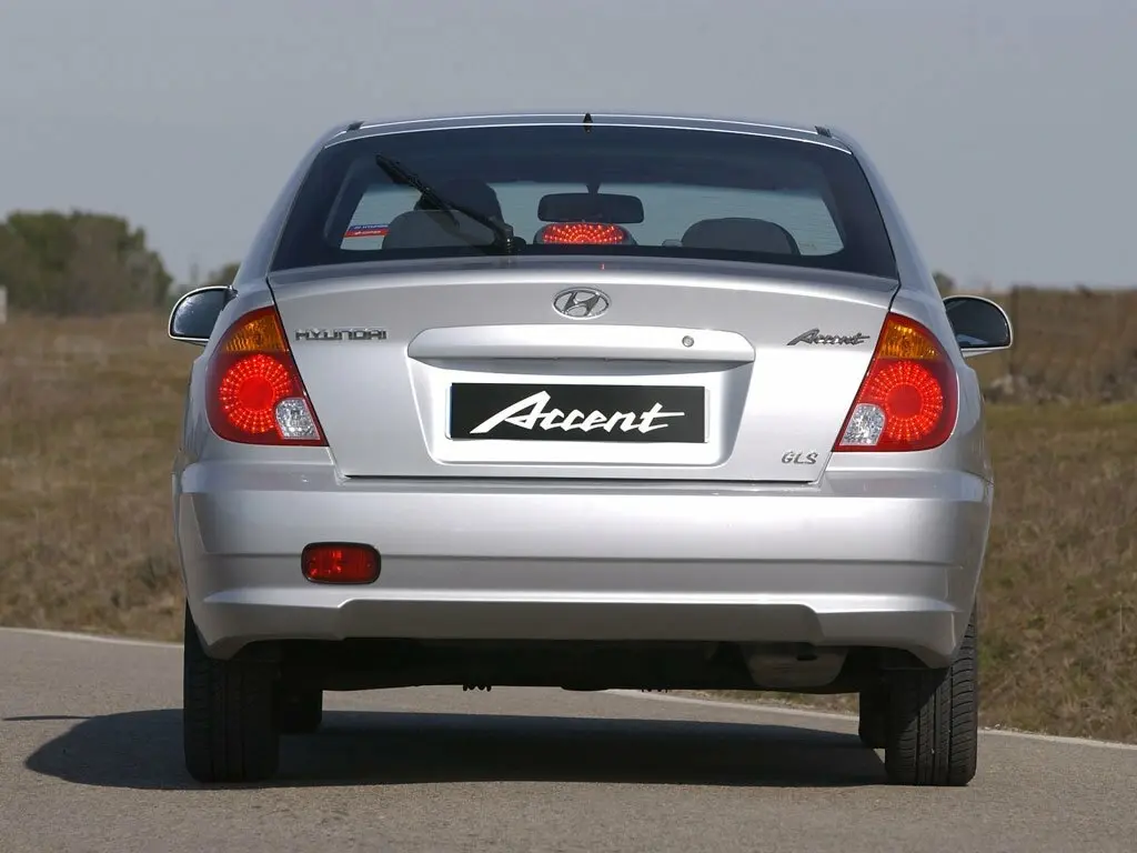 Hyundai Accent II Рестайлинг Хэтчбек 5 дв. — фото 4