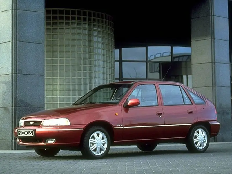Daewoo Nexia I Хэтчбек 5 дв.