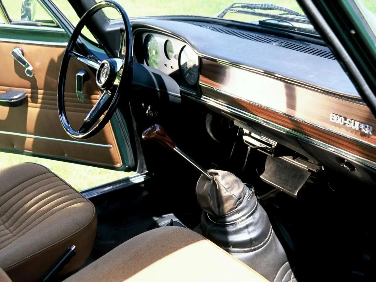 Alfa Romeo Giulia I (105) Седан — сүрөт 5