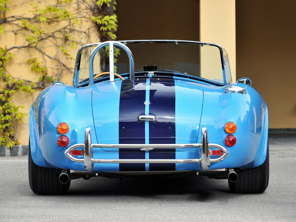 AC Cobra Mk IV Родстер — фото 3