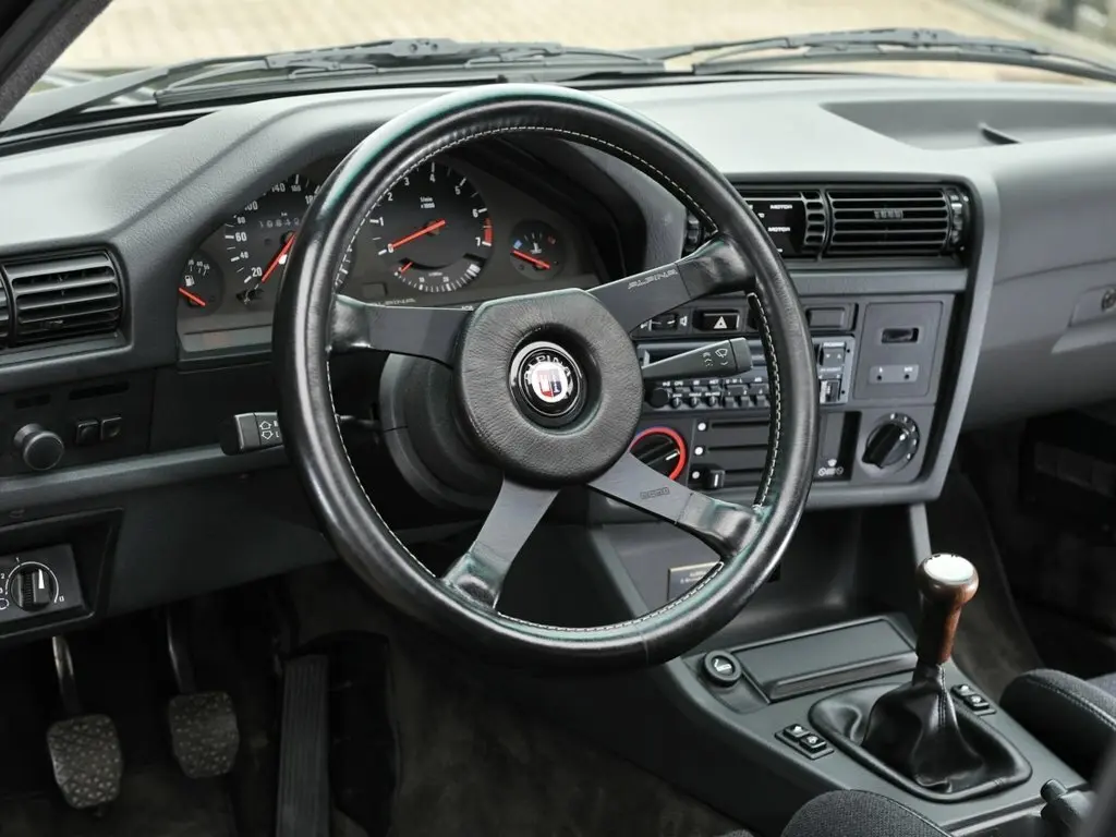 Alpina B6 E30 Купе — photo 4