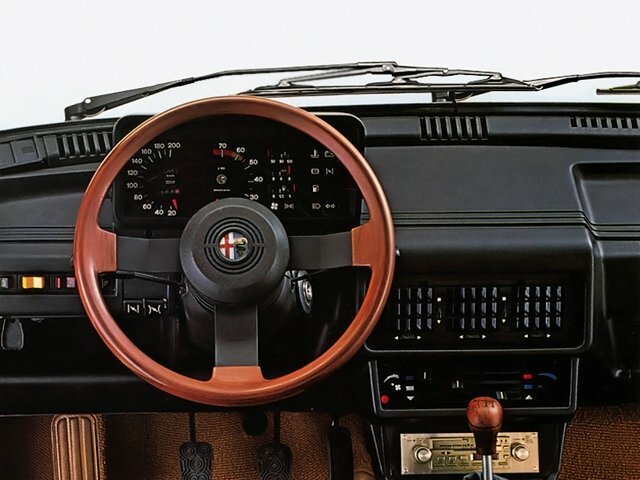 Alfa Romeo Giulietta II Седан