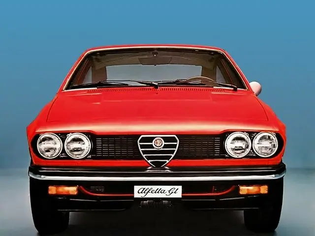 Alfa Romeo Alfetta 1972 – 1987 Купе — сүрөт 3