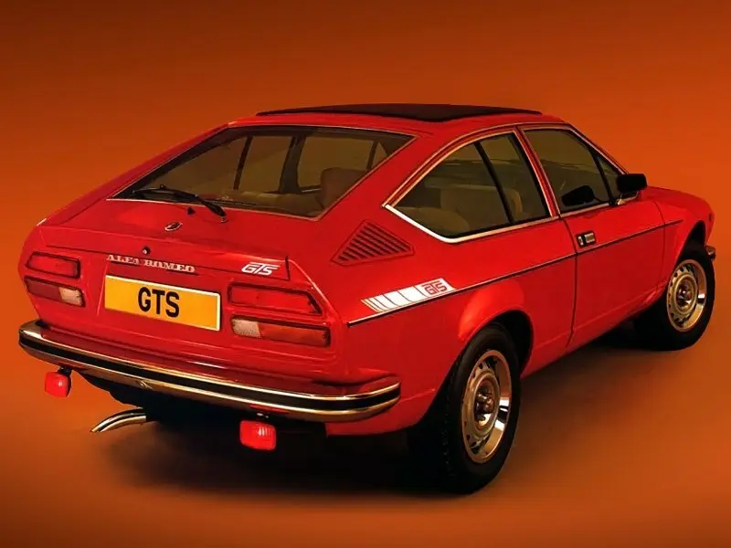 Alfa Romeo Alfetta 1972 – 1987 Купе — сүрөт 4