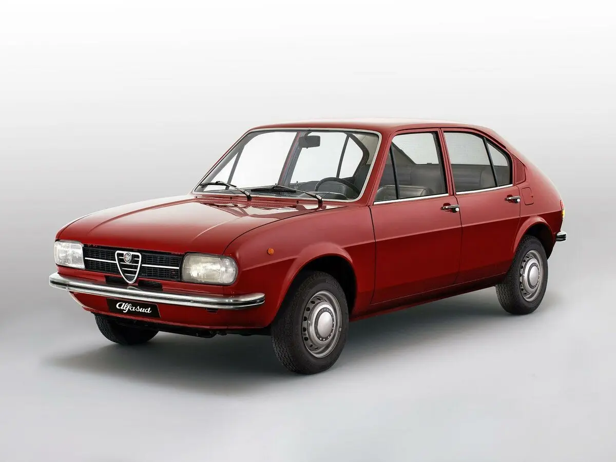 Alfa Romeo Alfasud I Фастбек Berlina