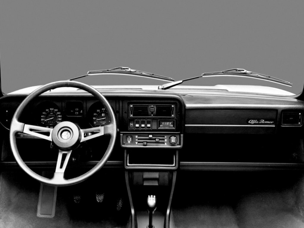 Alfa Romeo Alfasud 1971 – 1983 Хэтчбек 5 дв. — фото 4