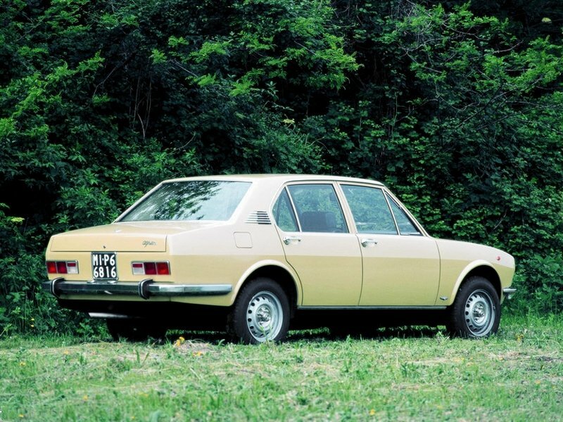 Alfa Romeo Alfetta 1972 – 1987 Седан — фото 4