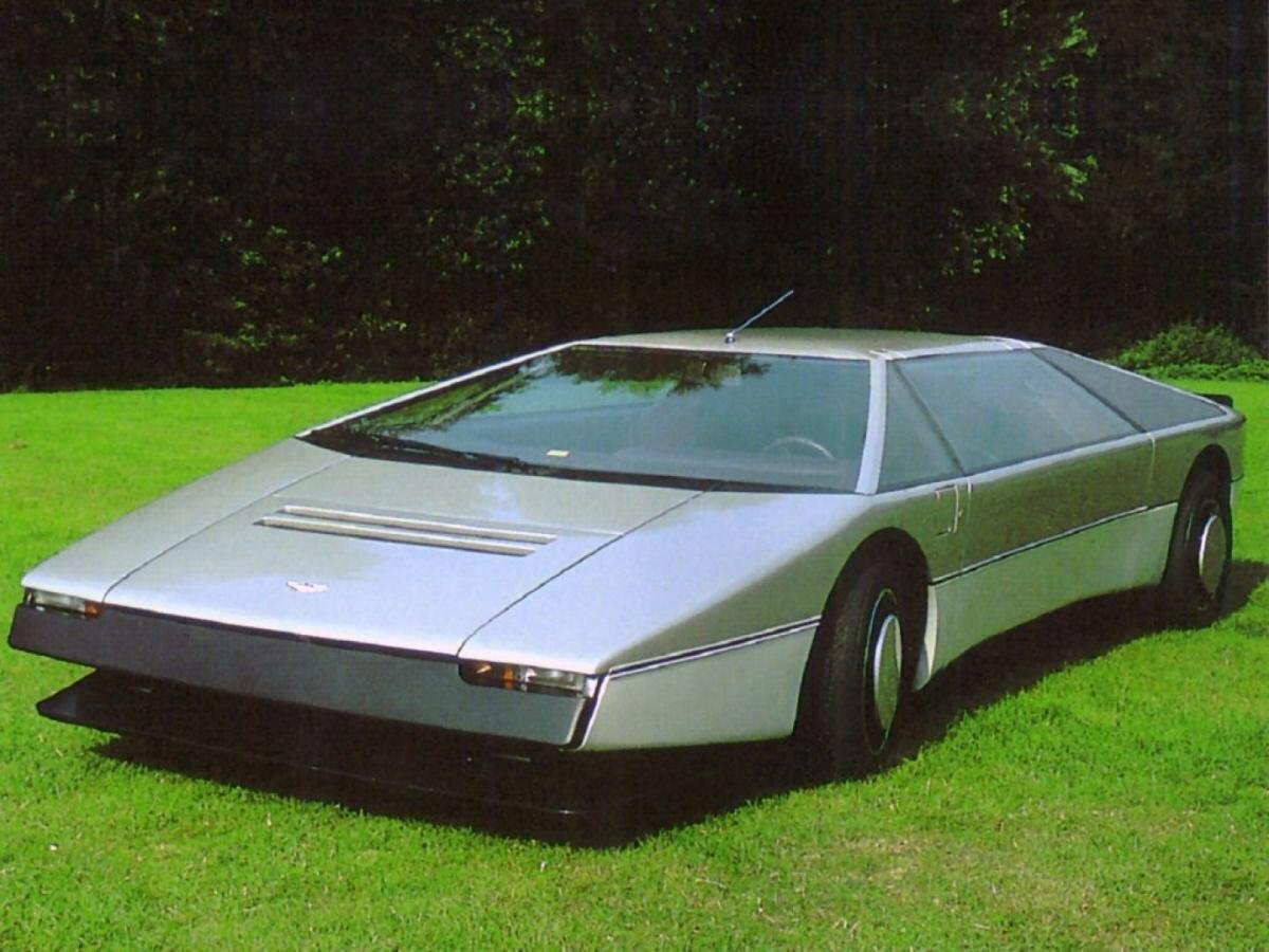 Aston Martin Bulldog 1980 – 1982