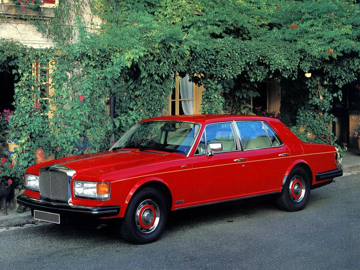Bentley Eight 1984 – 1992 Седан — фото 2