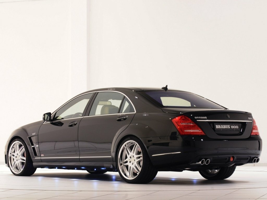 Brabus SV12 2009 – 2013 Седан — фото 3