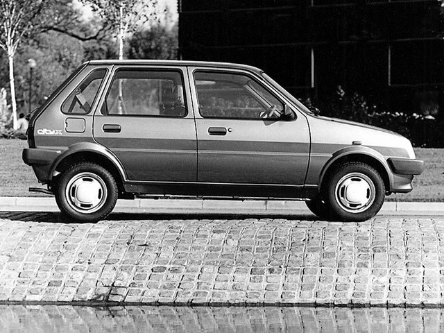 Austin Metro 1980 – 1990 Хэтчбек 5 дв. — фото 2