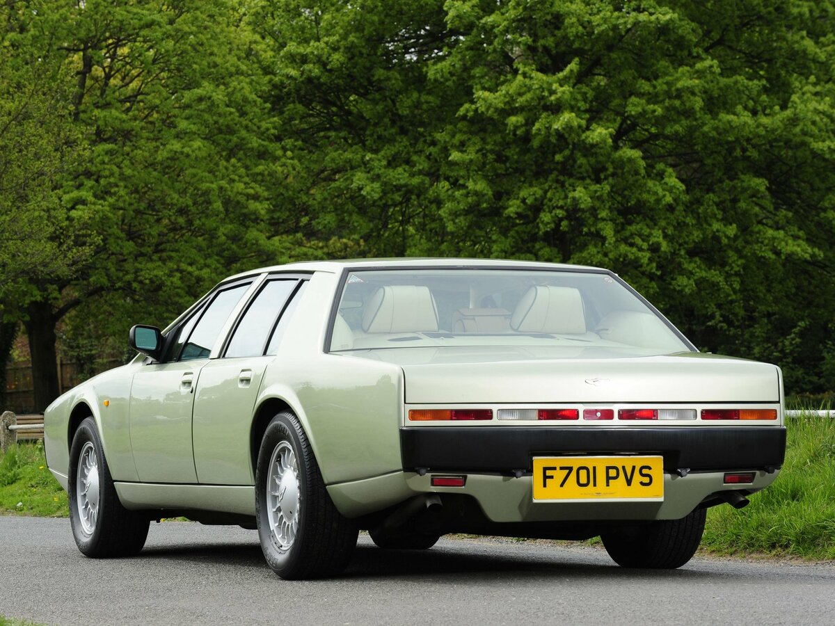 Aston Martin Lagonda 1976 – 1997 Седан — фото 4