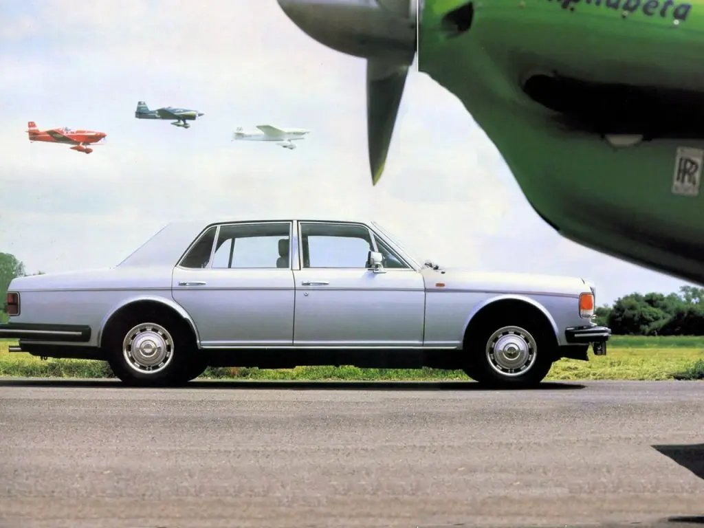 Bentley Mulsanne I Седан — 照片 2
