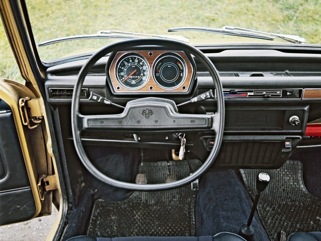 Austin Allegro 1973 – 1983 Хэтчбек 5 дв. — фото 3