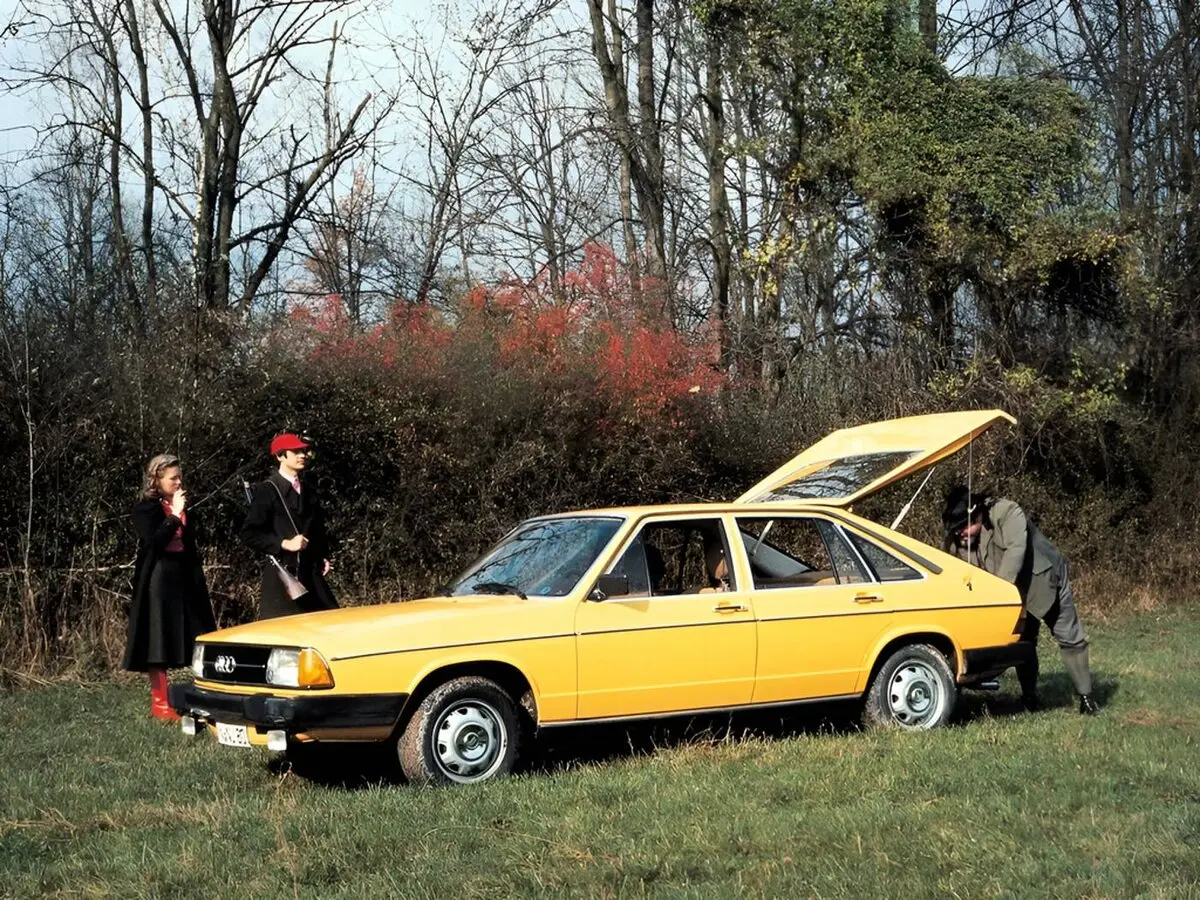 Audi 100 II (C2) Универсал 5 дв.