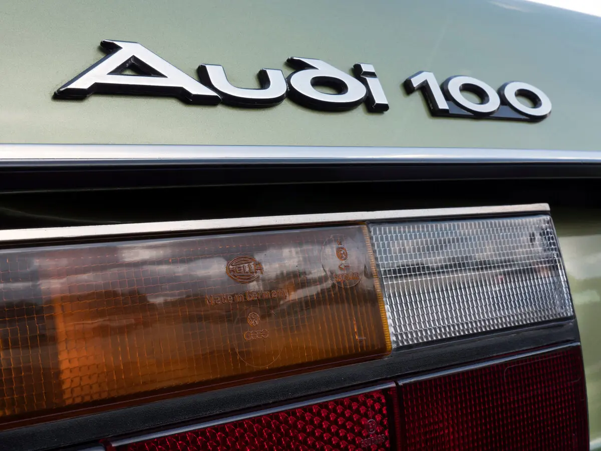 Audi 100 II (C2) Седан — photo 7