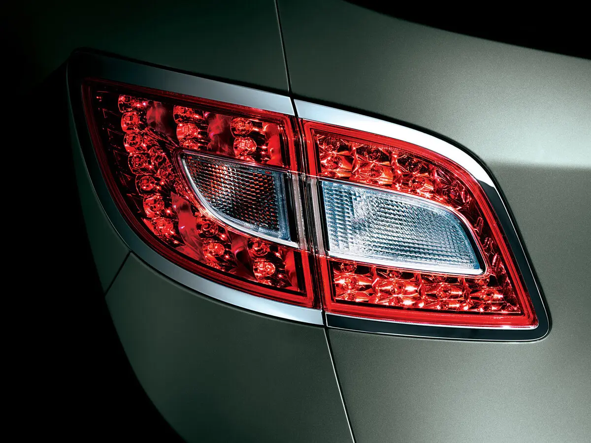 Buick GL8 II Минивэн — сүрөт 12
